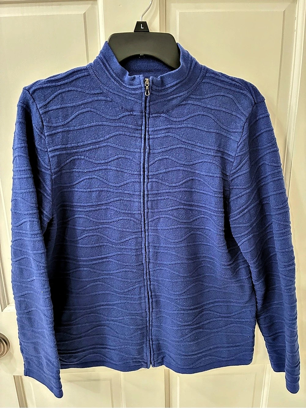 Coldwater Creek Blue Zip Mock Neck Size Large Like New